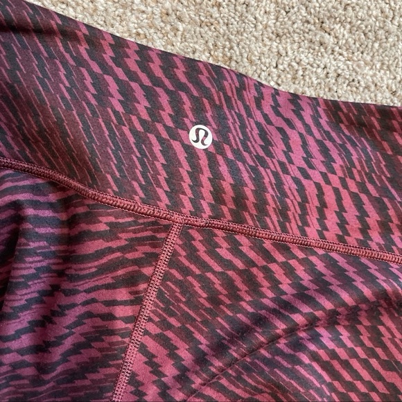 SOLD ON MERCARI - Lululemon crop leggings - Picture 5 of 8